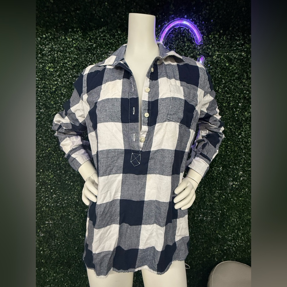 Women’s Navy and White Plaid Shirt